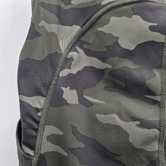 Athleta Ultimate Stash Pocket Camo Leggings Womens Medium Petite - Picture 7 of 7